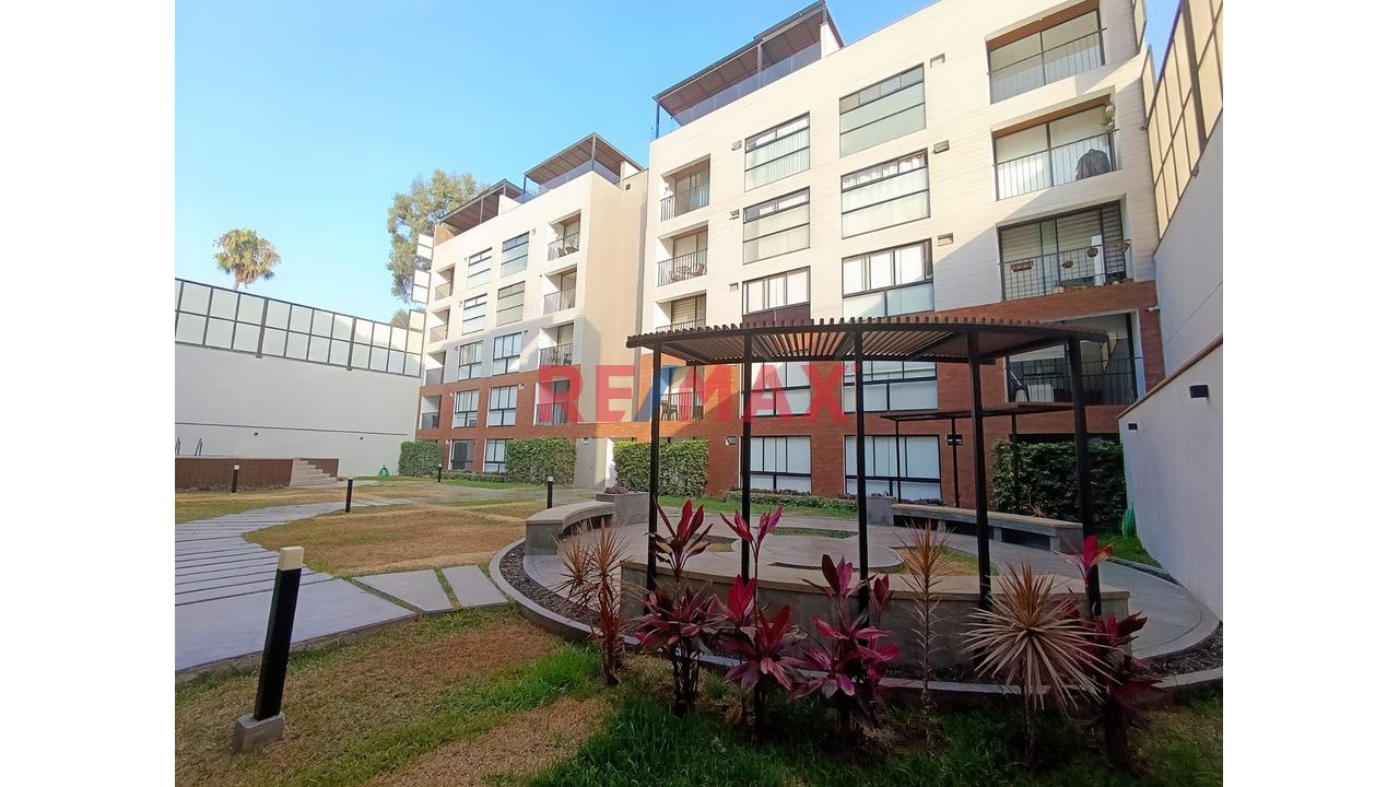 En Venta - Departamento En Exclusivo Condominio En Surco — foto 4