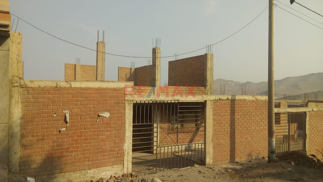 Venta De  Terreno De Ocasion  895 M2   Santa Rosa Ancon - 13