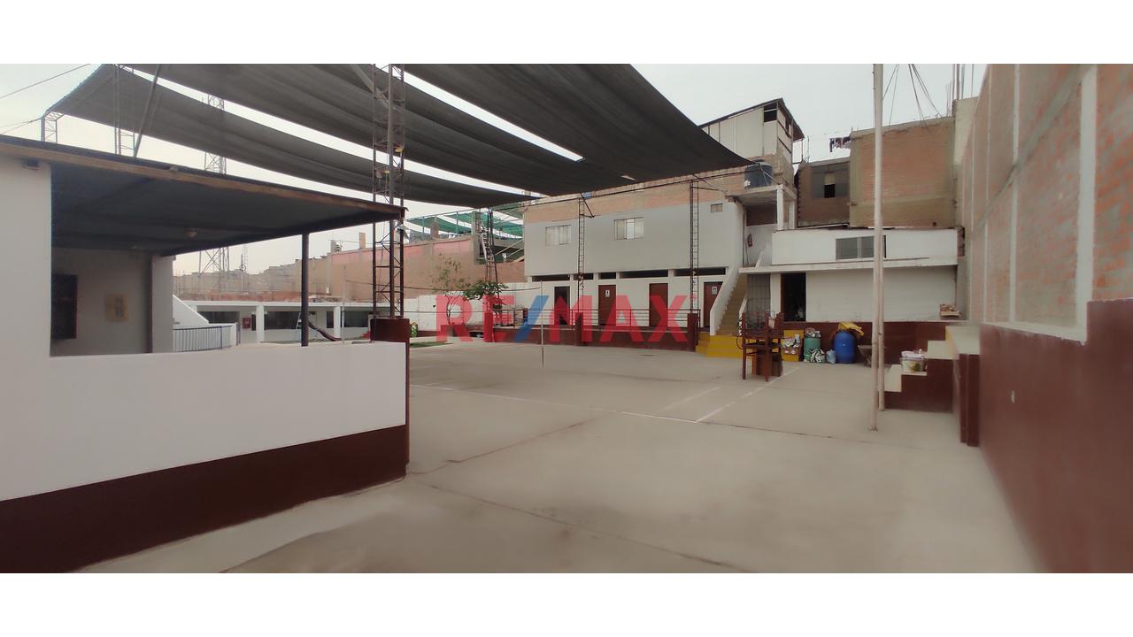 Se Vende Local Comercial Ubicado En Manchay, Con R .D. Y Licencias Vigentes - 6