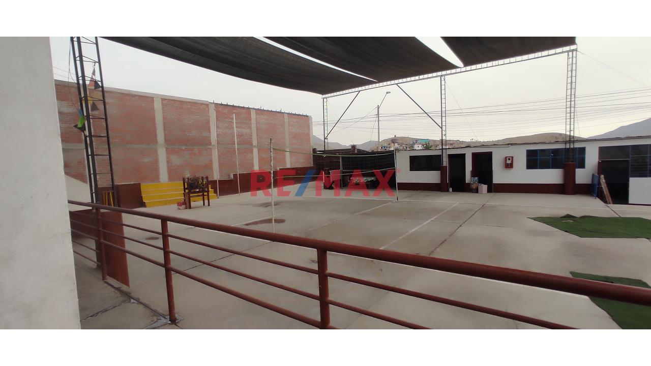 Se Vende Local Comercial Ubicado En Manchay, Con R .D. Y Licencias Vigentes - 12