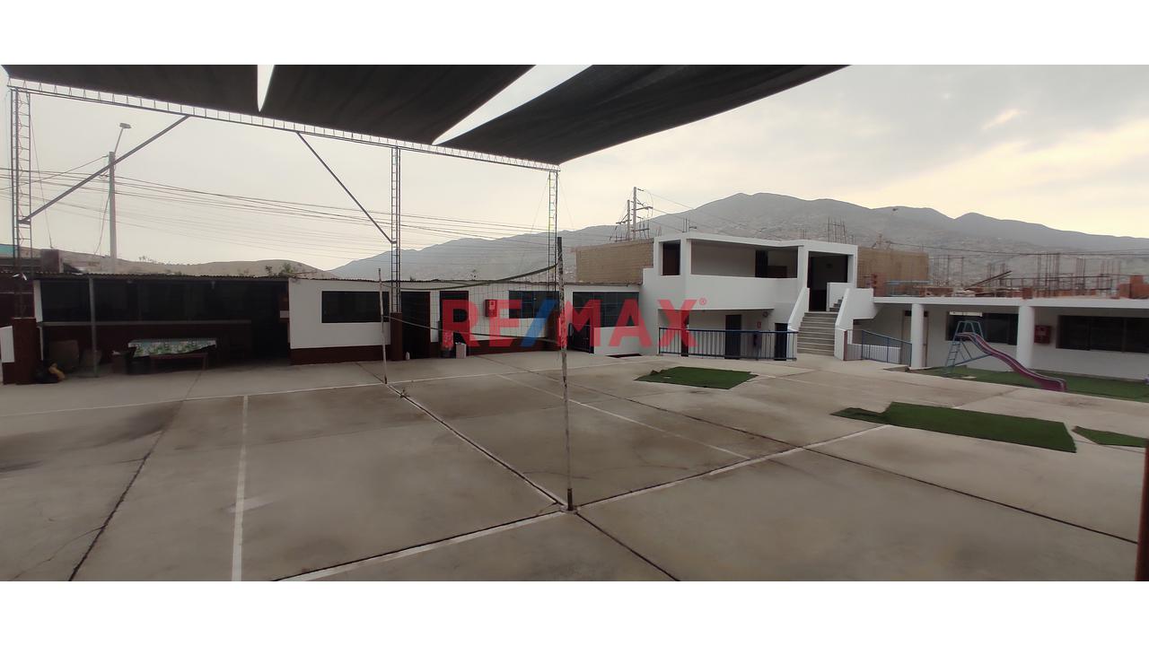 Se Vende Local Comercial Ubicado En Manchay, Con R .D. Y Licencias Vigentes - 16