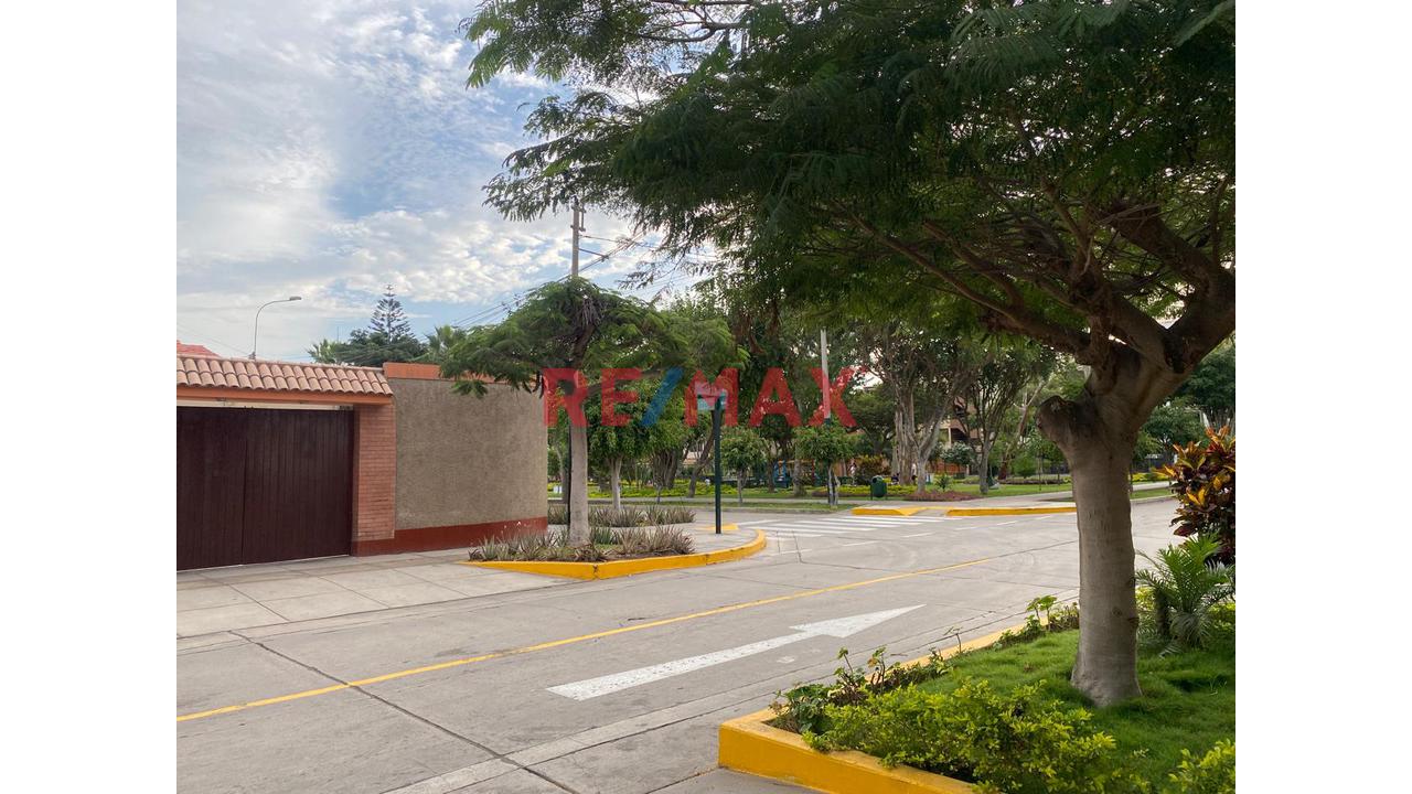 Se Vende Como Casa O Terreno — foto 11
