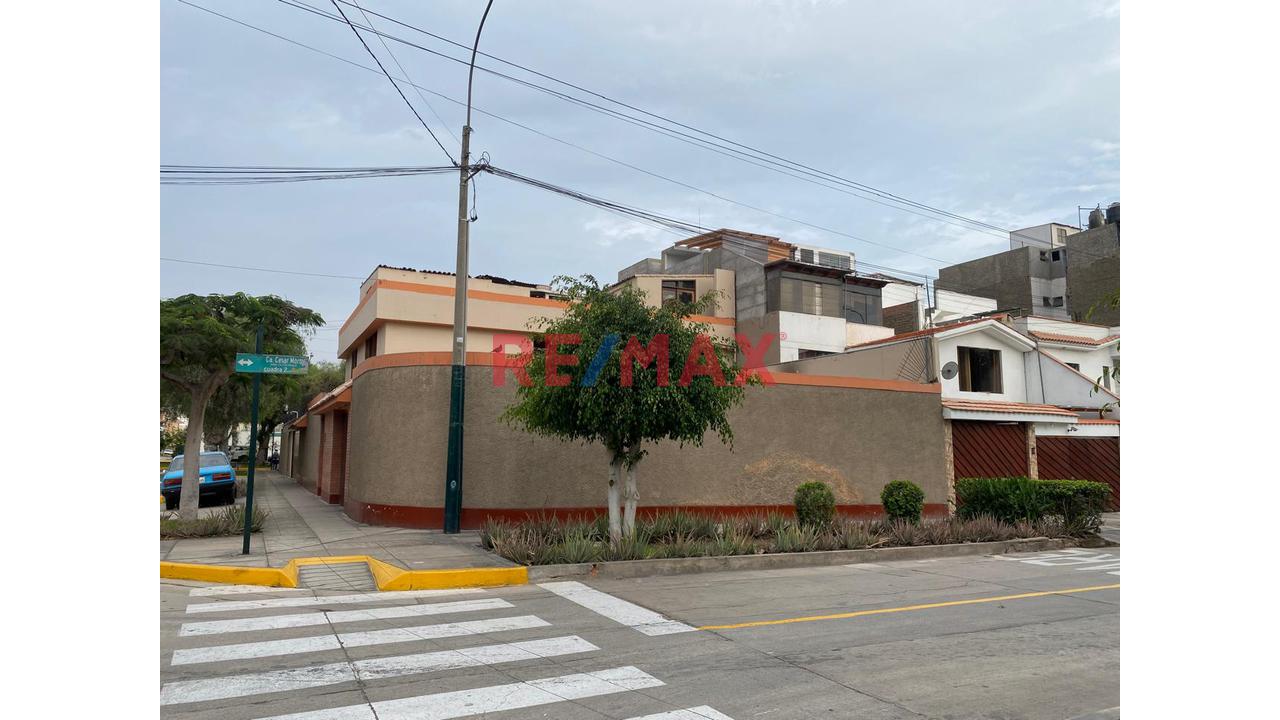 Se Vende Como Casa O Terreno — foto 9