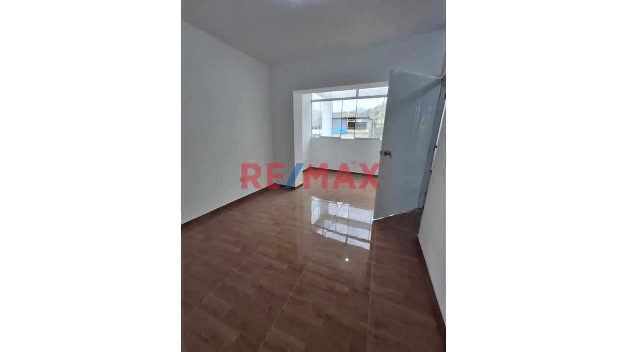 Venta Amplio Departamento En Estreno - Villa Maria Del Triunfo - 15