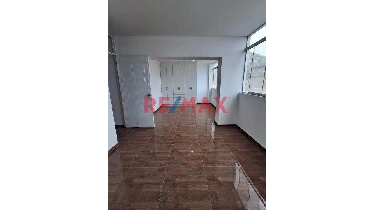 Venta Amplio Departamento En Estreno - Villa Maria Del Triunfo - 17