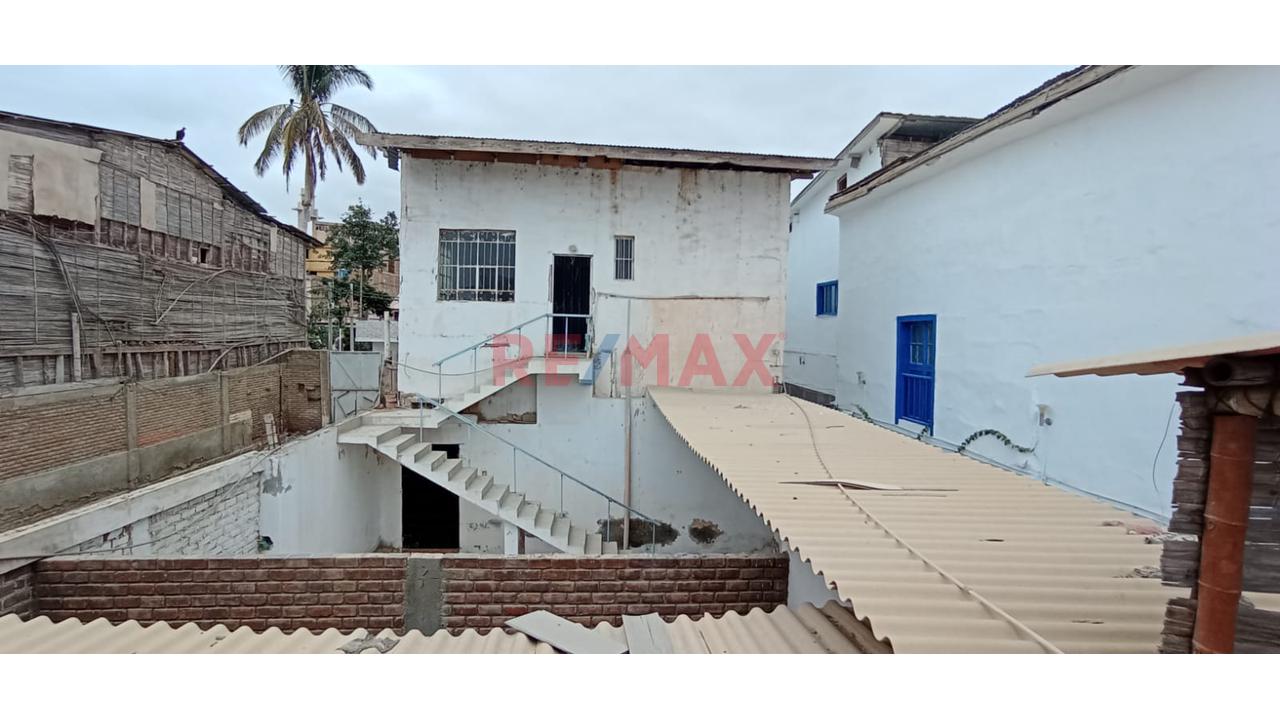 Venta De Casa Con Almacen En Paita Baja — foto 2