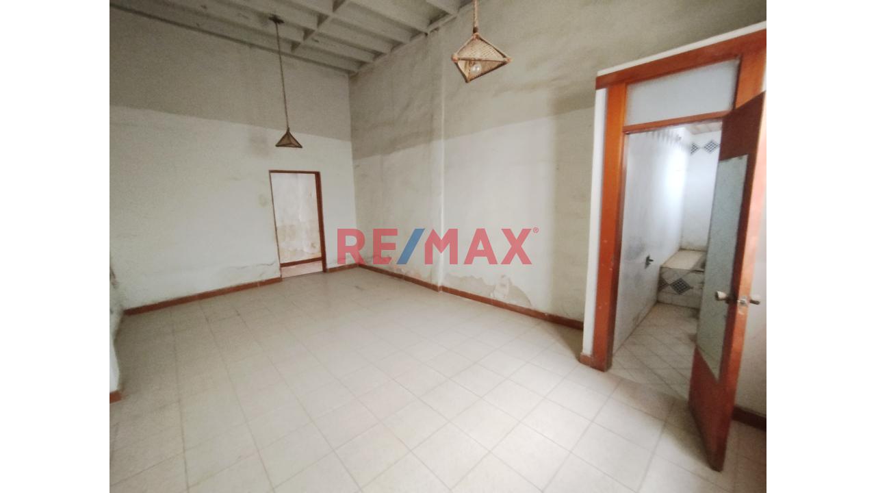 Venta De Casa Con Almacen En Paita Baja — foto 14