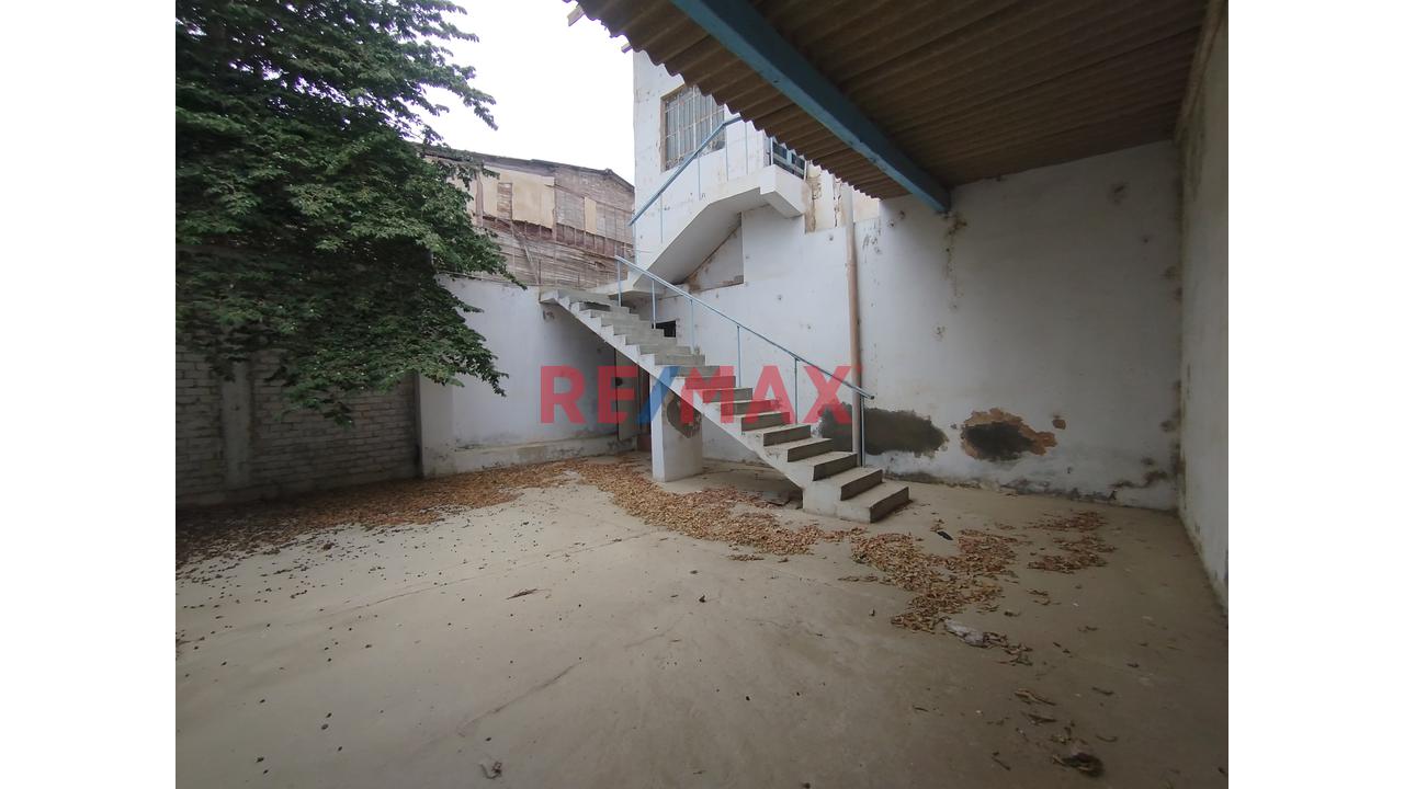 Venta De Casa Con Almacen En Paita Baja - 16