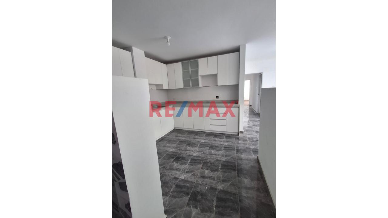 Venta Amplio Departamento En Estreno - Villa Maria Del Triunfo - Piso 3 - 14