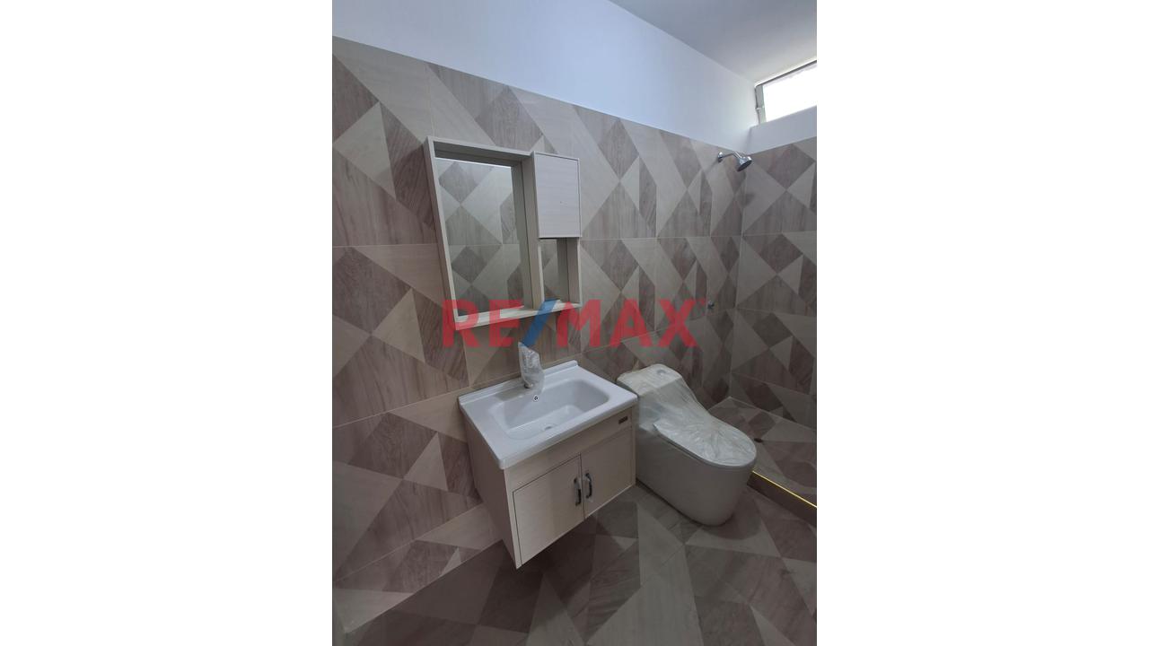 Venta Amplio Departamento En Estreno - Villa Maria Del Triunfo - Piso 3 - 17