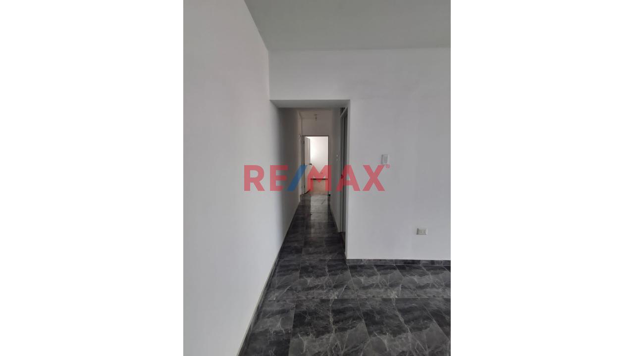 Venta Amplio Departamento En Estreno - Villa Maria Del Triunfo - Piso 3 - 9