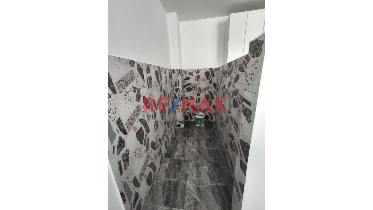 Venta Amplio Departamento En Estreno - Villa Maria Del Triunfo - Piso 4 - 20