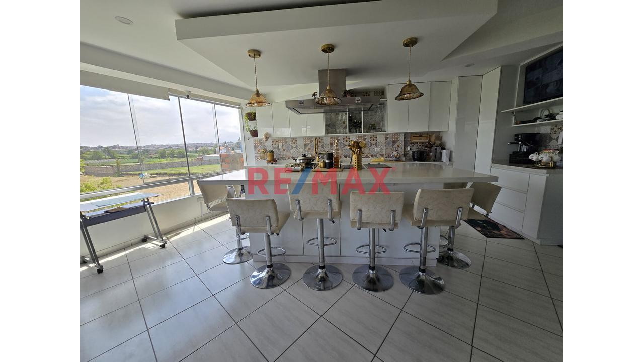 Amplio Duplex En Venta - Residencial Monte Bello Por Tahuaycani. - 3