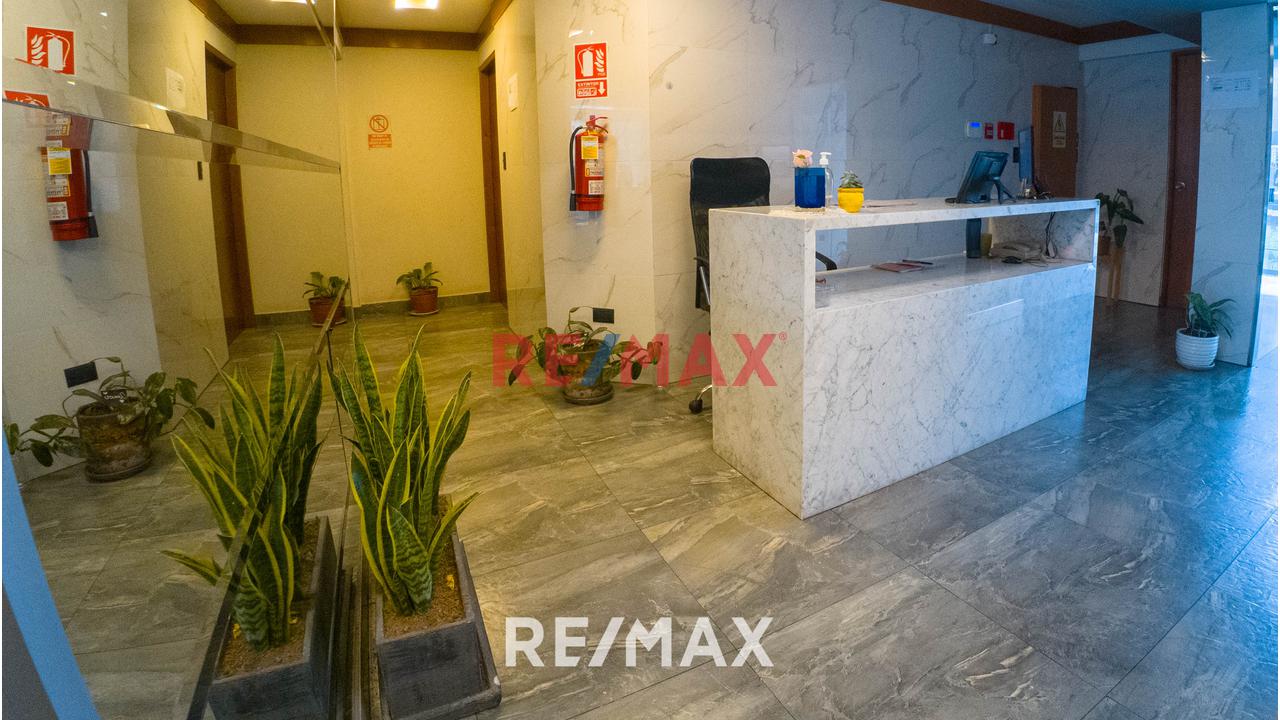 Departamento En Estreno En Barrio Médico En Edificio C/ Acceso Directo A Parque Privado — foto 2
