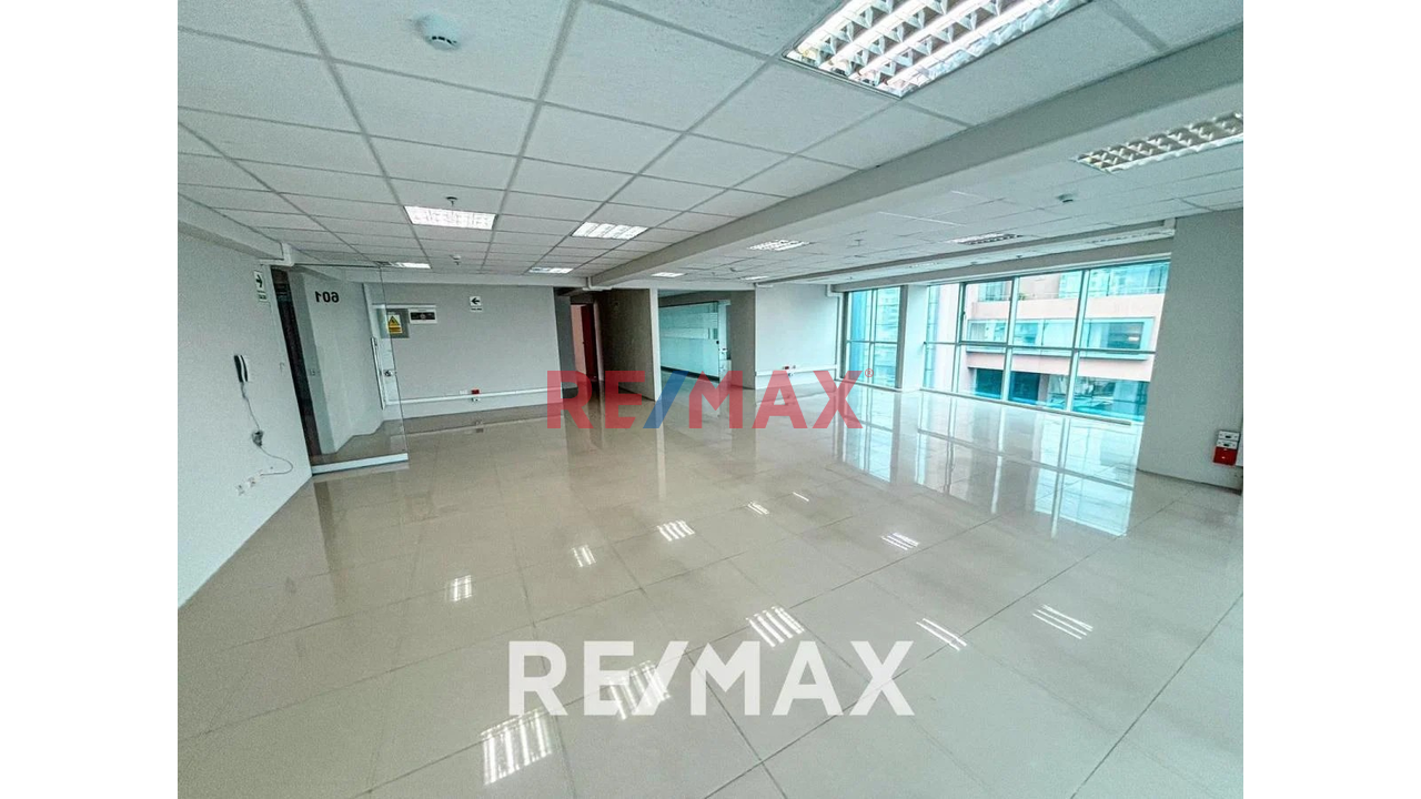 Venta De Moderno Edificio Corporativo De 10 Pisos De 5400M2 En El Corazon Comercial De Miraflores — foto 9