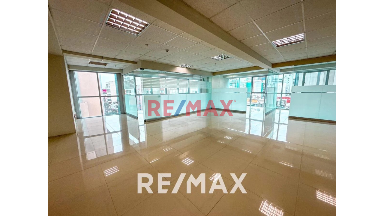 Venta De Moderno Edificio Corporativo De 10 Pisos De 5400M2 En El Corazon Comercial De Miraflores — foto 8