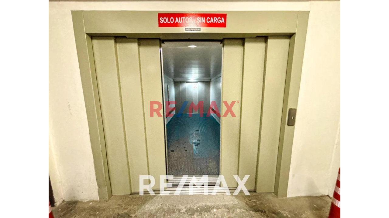 Venta De Moderno Edificio Corporativo De 10 Pisos De 5400M2 En El Corazon Comercial De Miraflores — foto 14