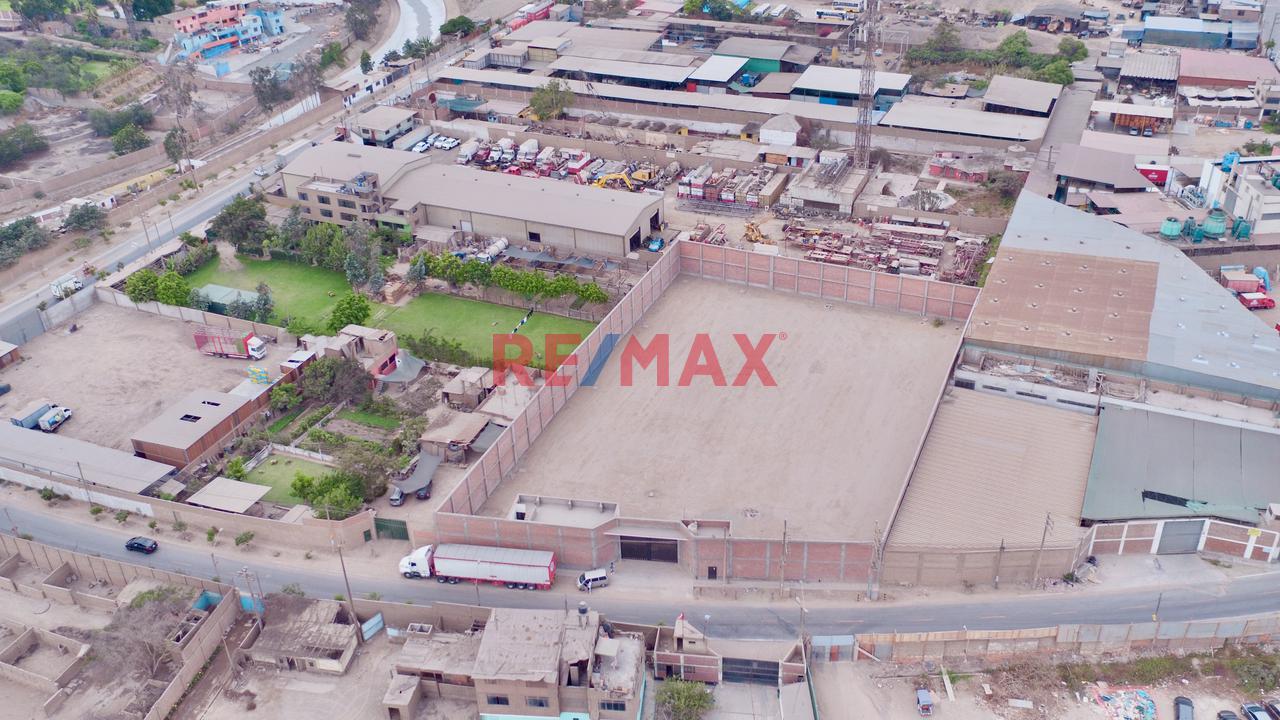 Alquiler De Local Industrial En Calle Las Moreras - Lurigancho - Huachipa - 1