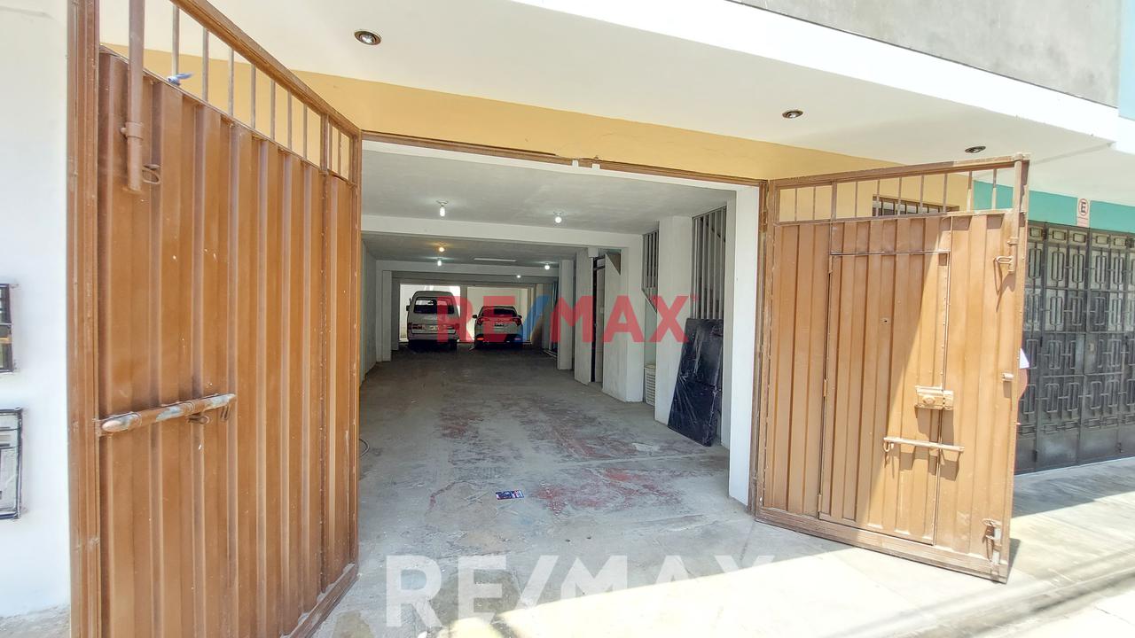 ✅ Local Comercial 100 M² En Av. Universitaria Y Av. Mayolo / Amplio, Estratégico E Ideal Para Oficina, Almacén O Veterinaria — foto 7