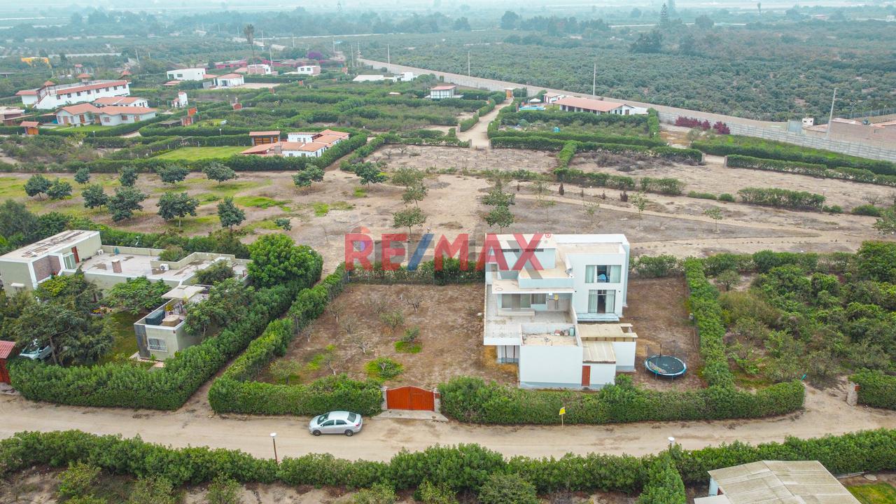 Casa Con Piscina Y Diversas Áreas Comunes - 12
