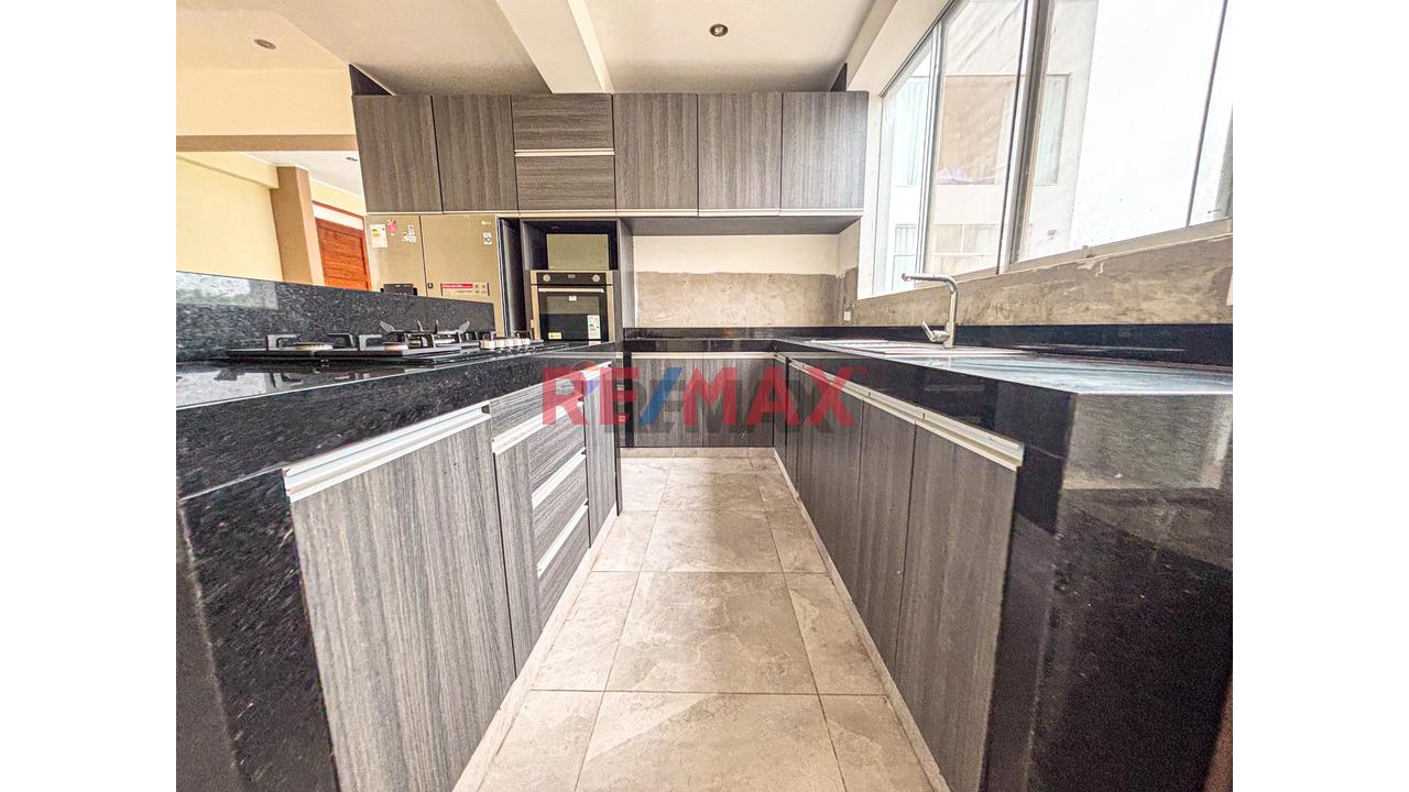 Casa Con Piscina Y Diversas Áreas Comunes - 9