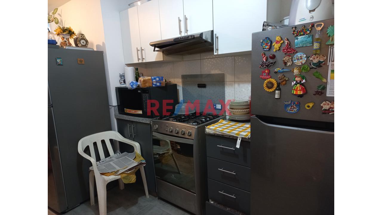 Venta De Moderno Departamento En Urb. Santa Beatriz — foto 15
