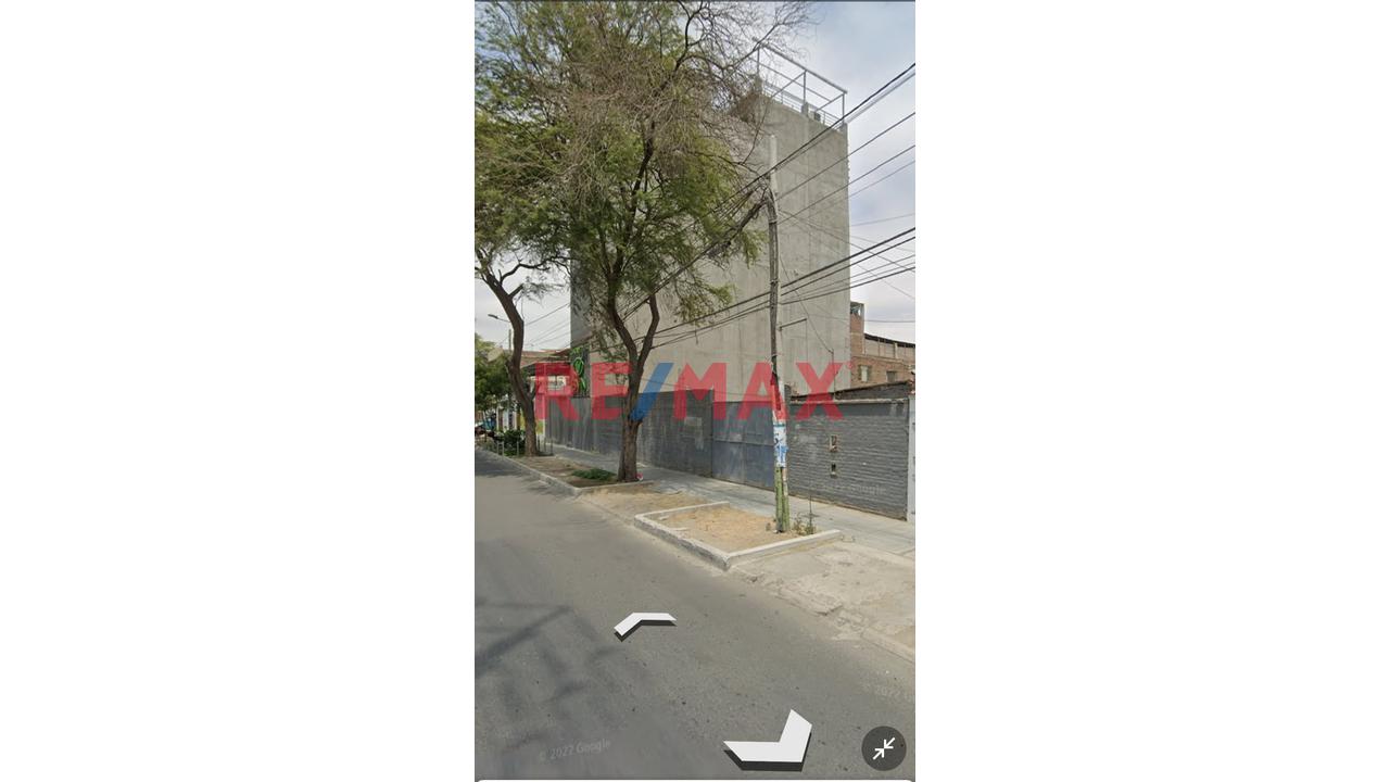 Terreno En Av, Principal Luis Montero La Mejor Zona Comercial