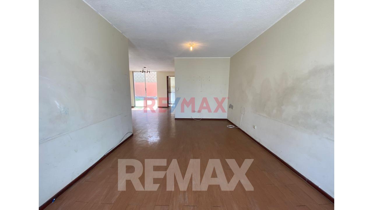 Venta De Casa En Carabayllo En Condominio Villa Club 2 Con Cochera Y Una Amplia Terraza 168 M2 — foto 4
