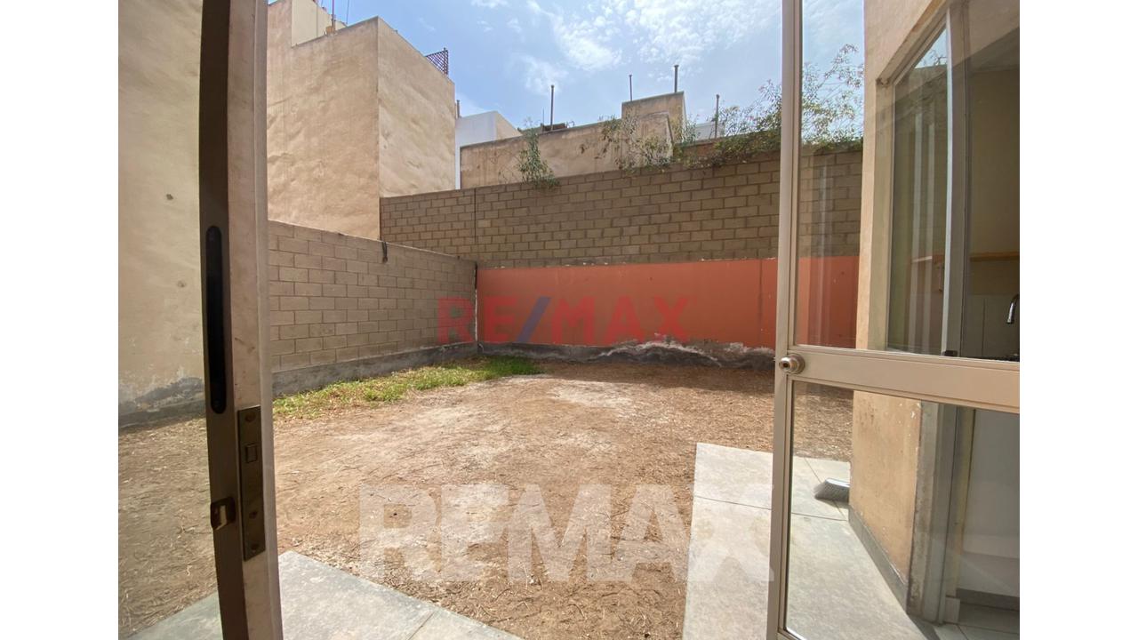 Venta De Casa En Carabayllo En Condominio Villa Club 2 Con Cochera Y Una Amplia Terraza 168 M2 - 18