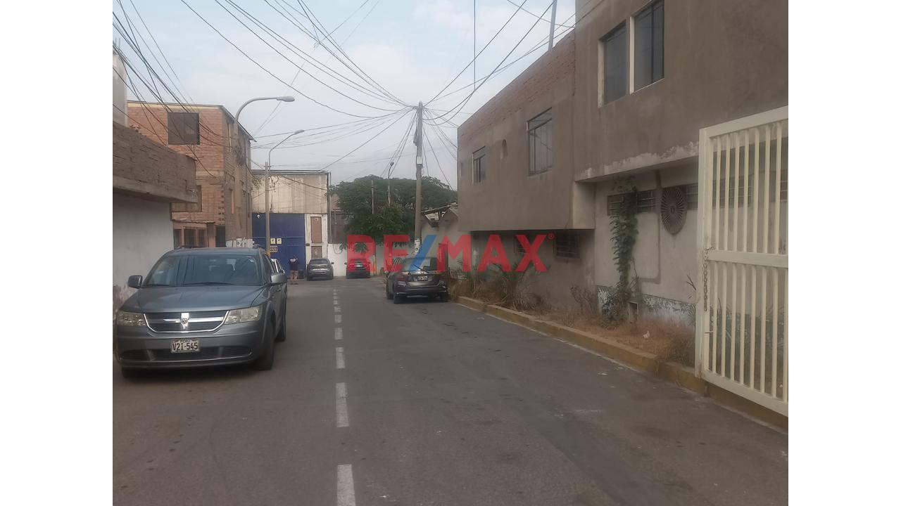 Amplio Terreno Industrial ubicado en San Juan De Lurigancho Amplio Terreno Industrial ubicado en San Juan De Lurigancho