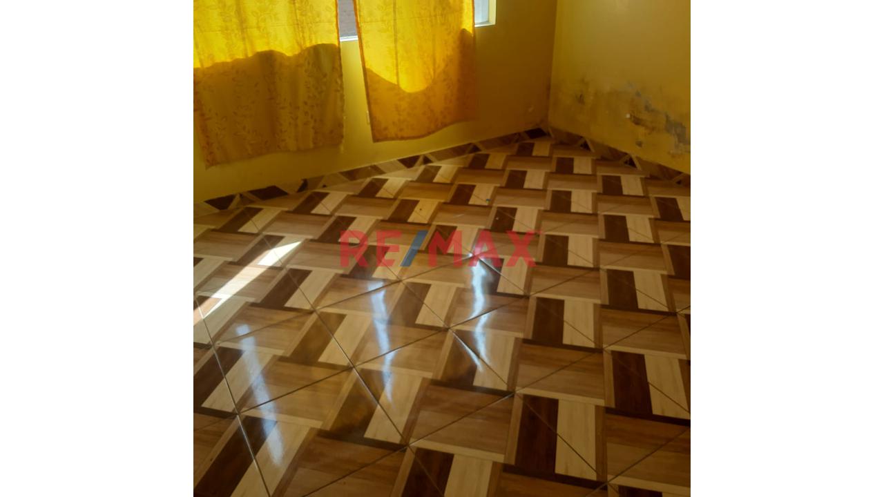 Oportunidad Vendo Casa Con 3 Departamentos Y Local Comercial En Avenida — foto 2