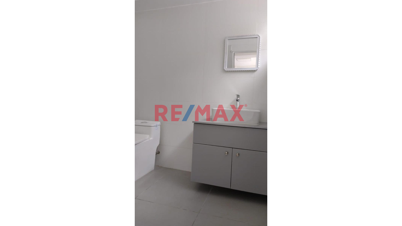 Alquiler De Oficina En Centro De Lima – 60 M² - 10