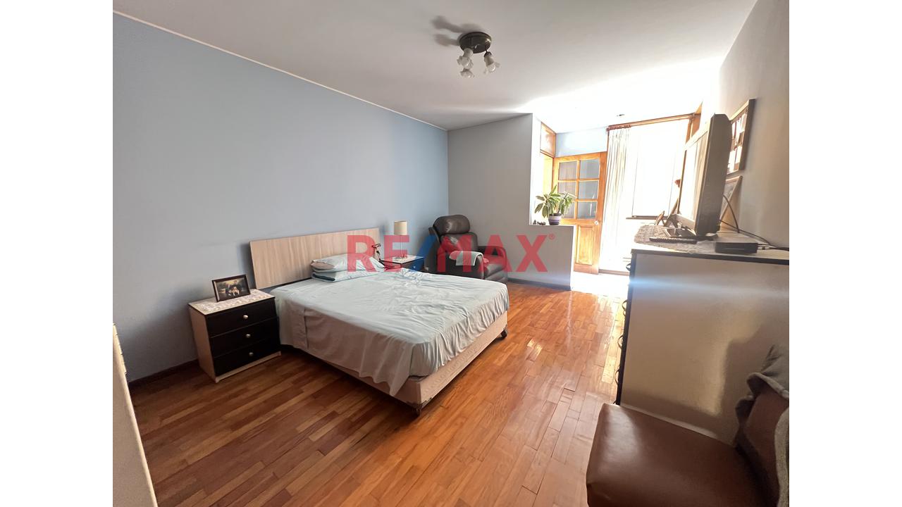 ¡Por Ocasion Vendo Casa (Casa+Dpto) En Condominio En Urb. Sol De La Molina! — foto 7