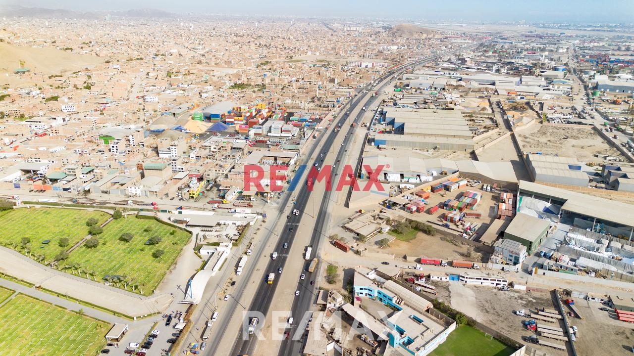 Local Industrial | Ac 900 M2| A Pasos De Av. Nestor Gambetta - 17