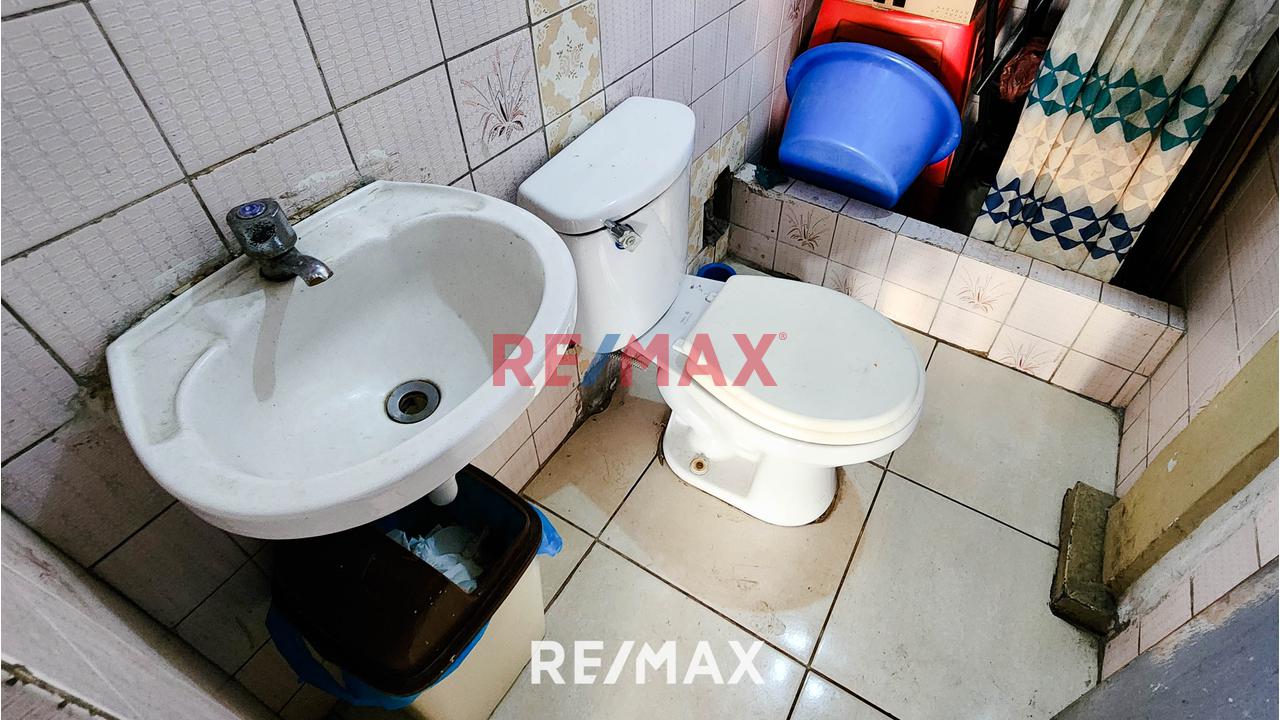 Alquiler De Local Comercial En Plena Avenida - 18