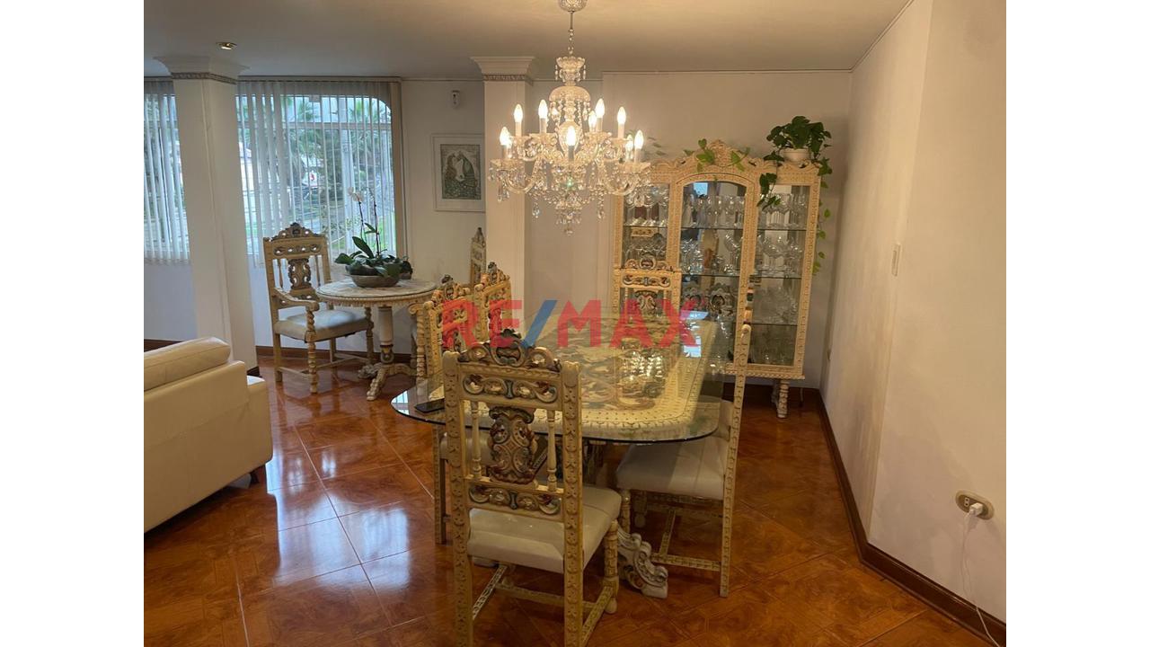 🏡✨ ¡¡ Venta De Exclusivo Departamento Con Azotea Privada De 136 M2. !!  ✨🏡 📍 Urb. La Planicie 🌳 Una De Las Zonas Residenciales Más Exclusivas De La Molina — foto 4