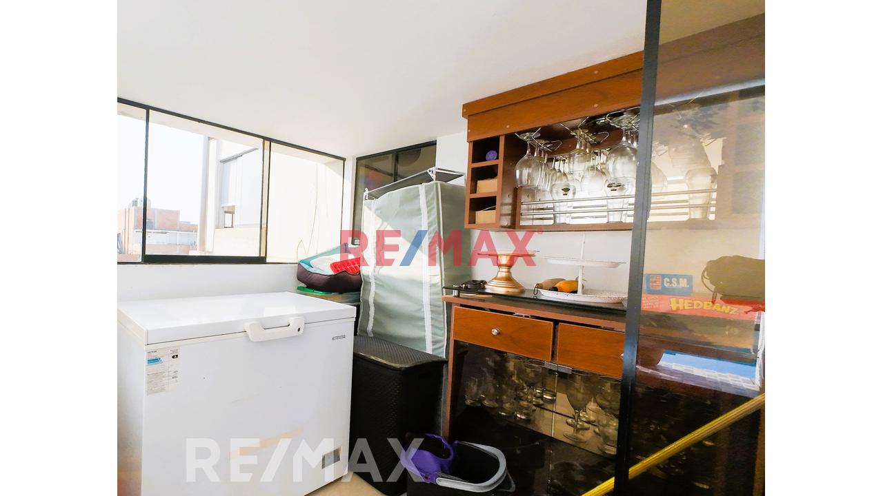 Venta De Departamento En 4To Piso — foto 5