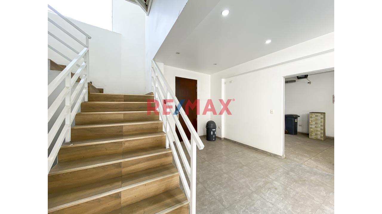 Inversion Lista : Local Comercial De 3 Pisos ,Para Iniciar Tu Negocio - 15