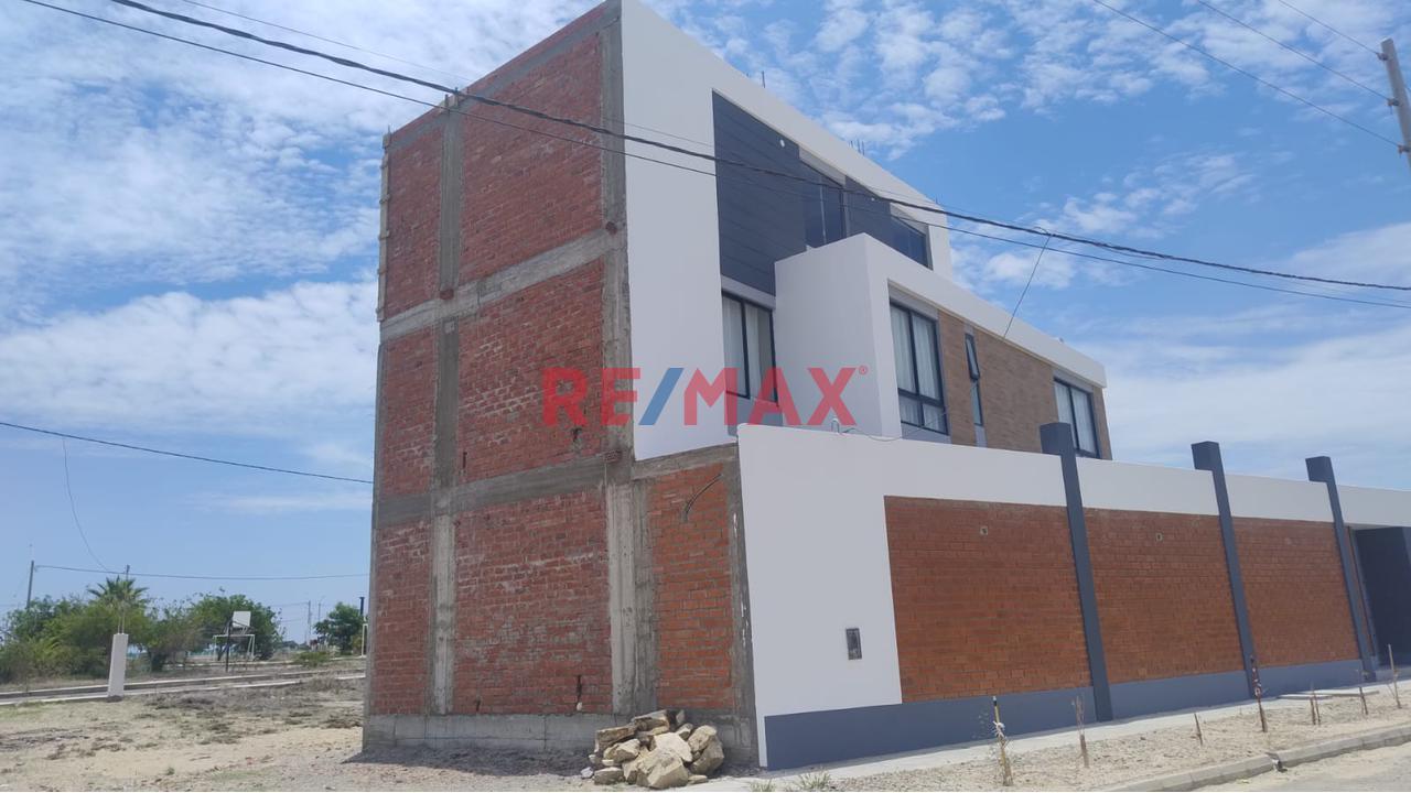 🔥Gran Oportunidad😮 Terreno En Venta 📮Urb. Porto Verde Mz I Lt 07 📐 245.00 M2 Precio $ 35.000 - 4