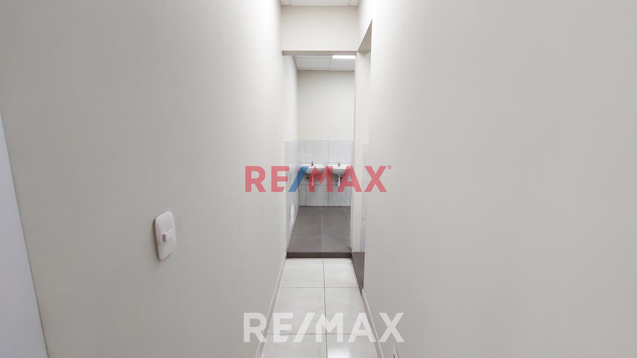 Venta De Edificio Corporativo Completo Y De Estreno. - 13