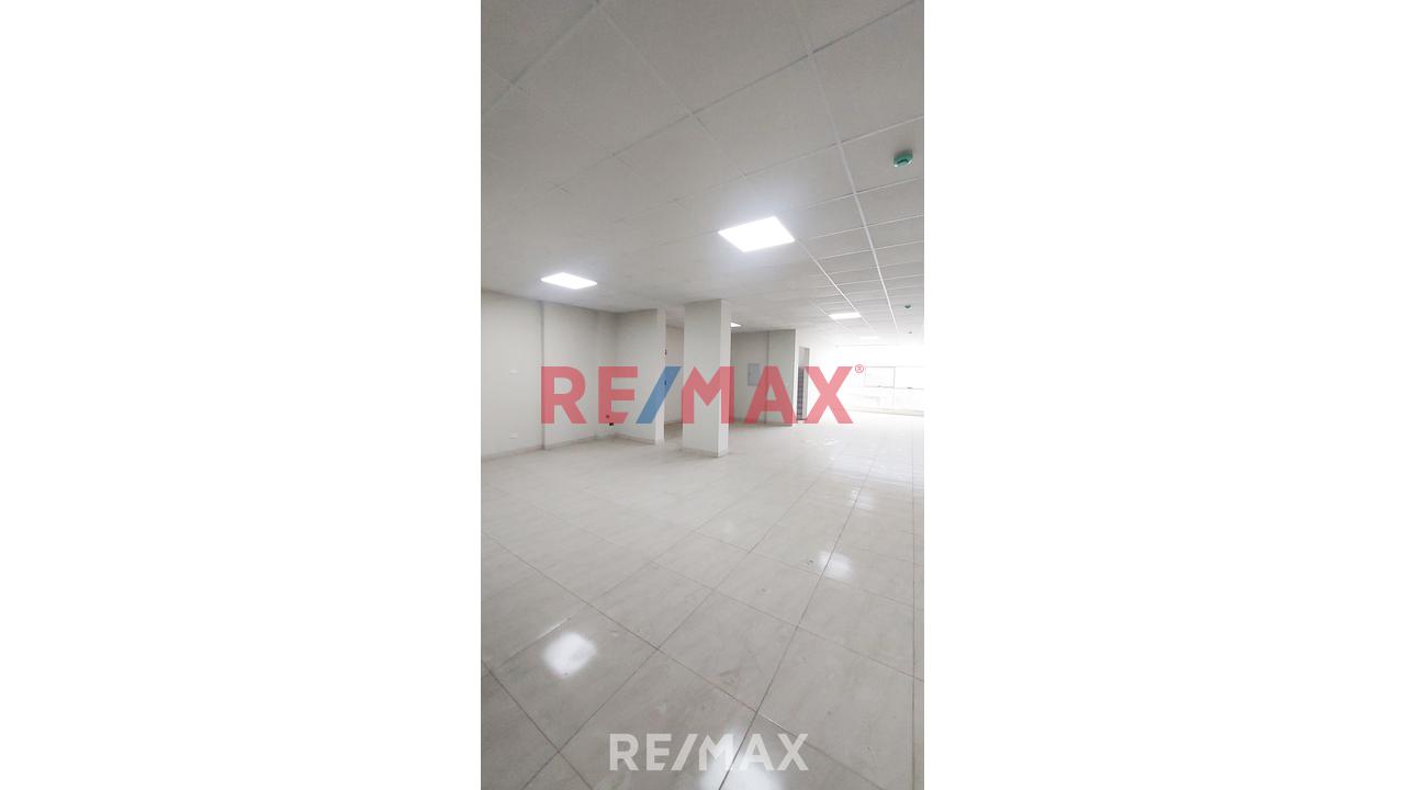 Venta De Edificio Corporativo Completo Y De Estreno. - 11