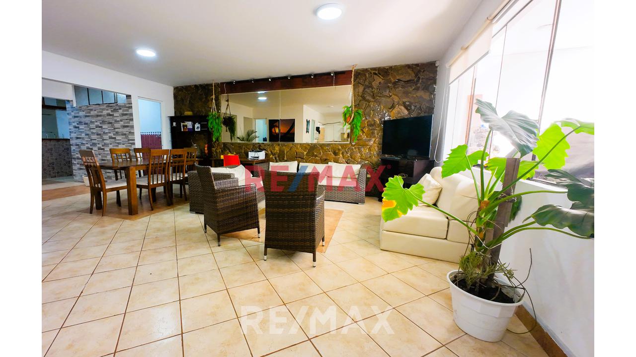 Venta De Departamento En 1Er Piso
