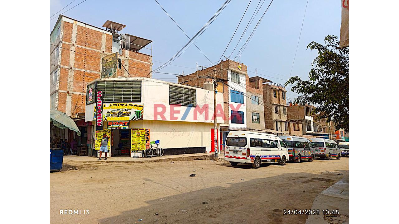 Se Vende Casa Comercial De 4 Pisos A Media Cuadra De Av Tupac Km 22