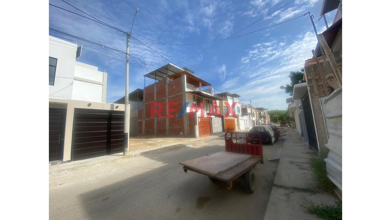 Venta De Terreno De 258 M2 En Miraflores Country Club - 8