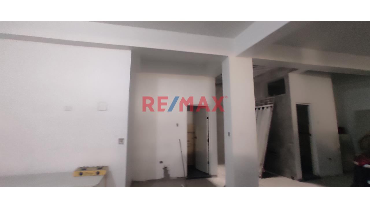 Se Vende Edificio En Construccion De 6 Pisos, Inversión Segura Y Altamente Rentable, Con 880 M2 De Area Construido, Ubicado En La Cuadra 3 De Av. Templo Tardío, Urb. Mangomarca, San Juan De Lurigancho - 19