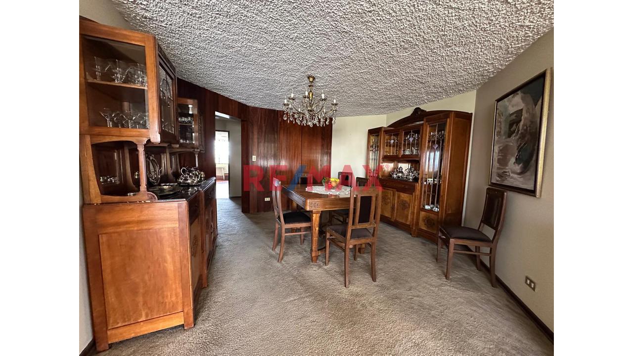 Se Vende Lindo Duplex En El Corazón De San Isidro !! Con La Mejor Vista De La Ciudad Y Sus Parques !! — foto 3