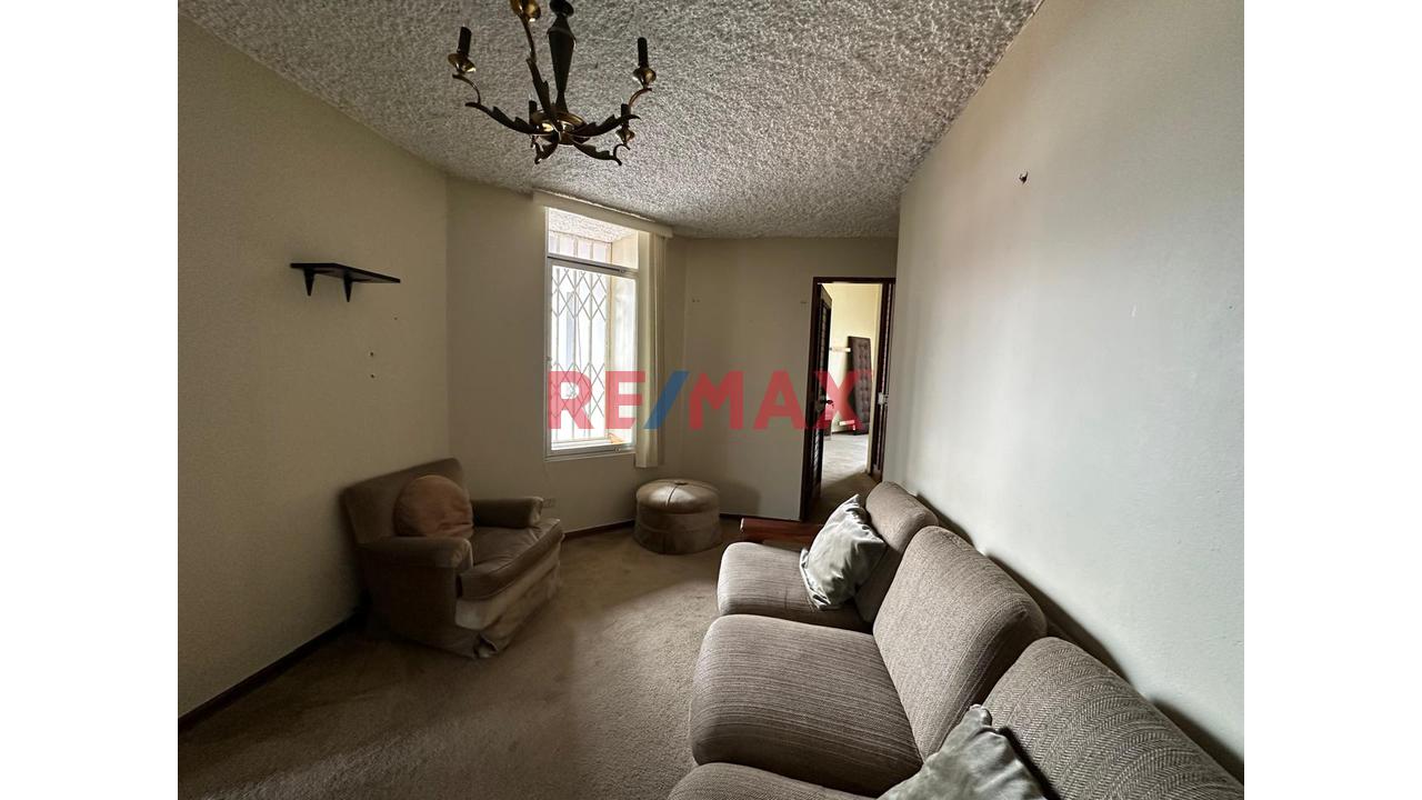 Se Vende Lindo Duplex En El Corazón De San Isidro !! Con La Mejor Vista De La Ciudad Y Sus Parques !! — foto 8