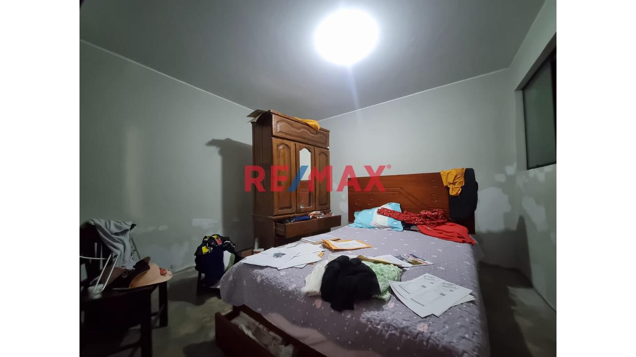 ¡Oportunidad En Puente Piedra! Casa De 2 Pisos Con Entradas Independientes – Ideal Para Vivir - 6