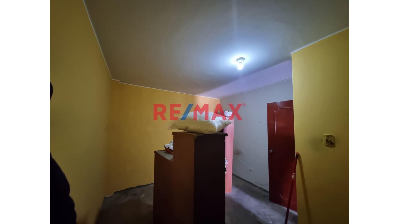 ¡Oportunidad En Puente Piedra! Casa De 2 Pisos Con Entradas Independientes – Ideal Para Vivir - 7
