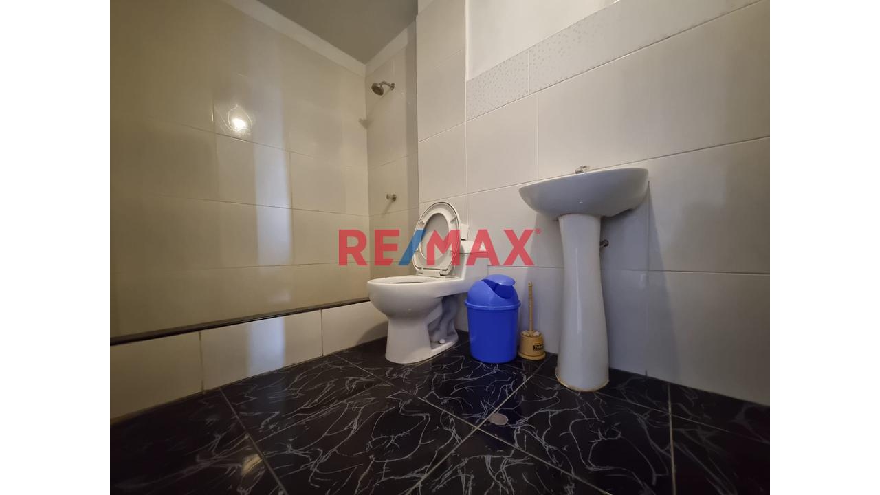 ¡Oportunidad En Puente Piedra! Casa De 2 Pisos Con Entradas Independientes – Ideal Para Vivir - 16